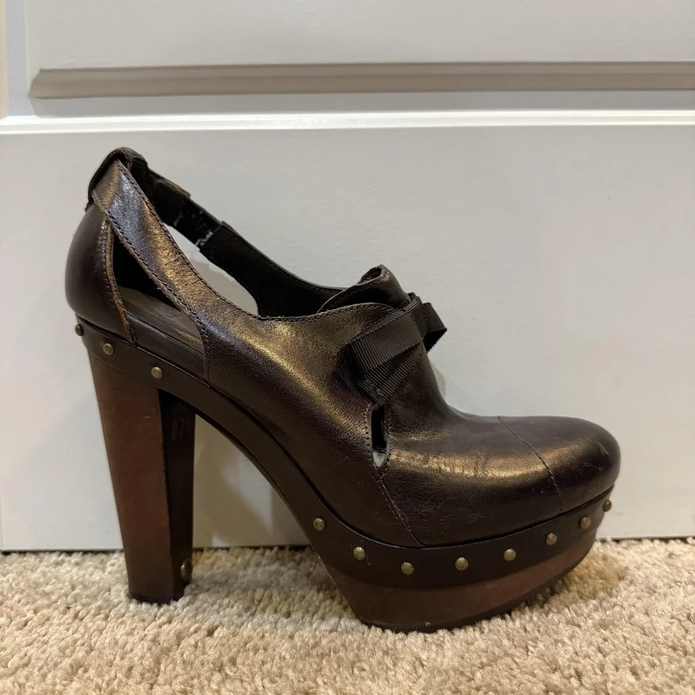 UGG Platform Shoes Womens Size 8 Brown Leather Block Heel Ribbon Tie Lined